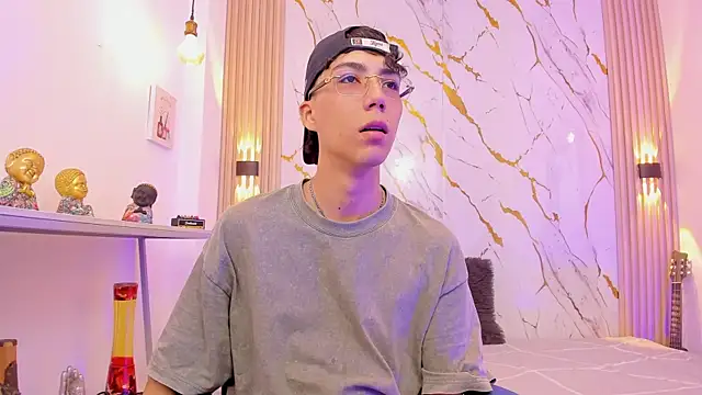 Nikolay Gregori online show from March 2026 04:13:01 AM