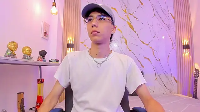 Nikolay Gregori online show from April 2026 04:24:02 AM