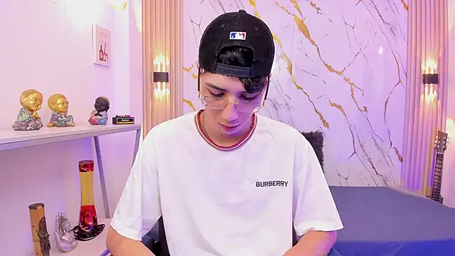 Nikolay Gregori online show from March 2026 04:34:02 AM