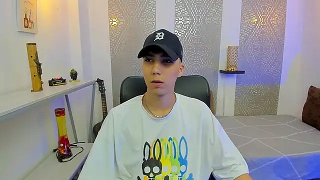 Nikolay Gregori online show from October 2025 04:13:01 AM