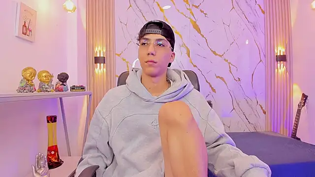 Nikolay Gregori online show from February 2026 03:17:02 AM