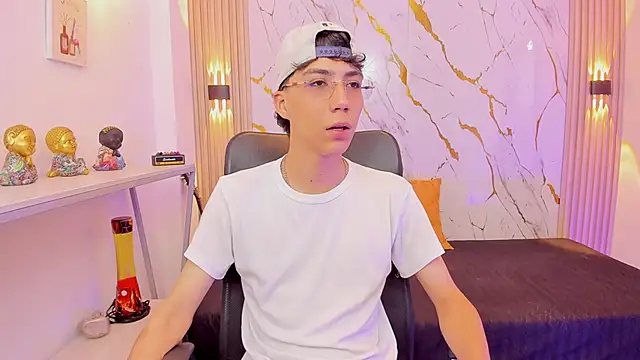 Nikolay Gregori online show from February 2026 04:19:02 AM