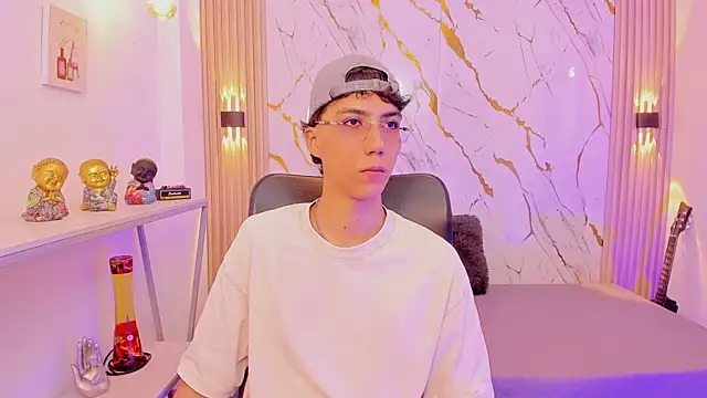 Nikolay Gregori online show from February 2026 04:12:02 AM