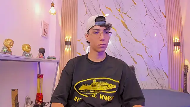 Nikolay Gregori online show from April 2026 04:19:01 AM