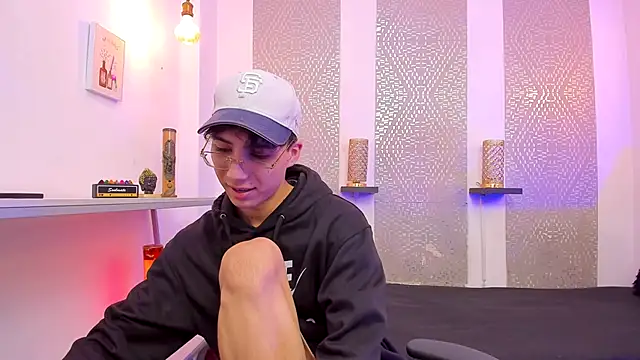 Nikolay Gregori online show from November 2025 04:35:02 AM