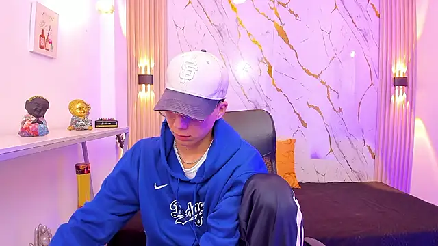 Nikolay Gregori online show from January 2026 04:16:02 AM