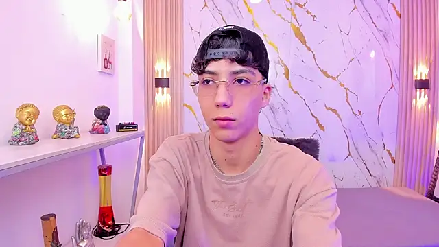 Nikolay Gregori online show from March 2026 04:14:01 AM