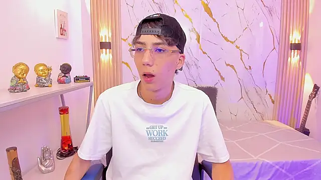 Nikolay Gregori online show from March 2026 04:20:02 AM