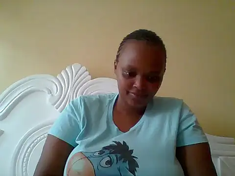 Snapshot of Sexxy-Shie chatting on October 2025 06:48:02 AM Sexxy-Shie online show from October 2025 06:48:02 AM