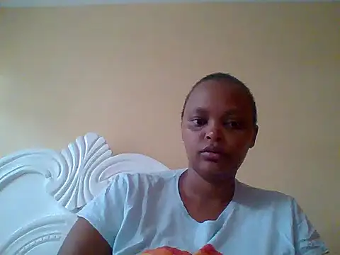Snapshot of Sexxy-Shie chatting on October 2025 06:15:02 AM Sexxy-Shie online show from October 2025 06:15:02 AM