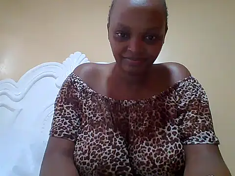 Snapshot of Sexxy-Shie chatting on June 2026 09:49:01 AM Sexxy-Shie online show from June 2026 09:49:01 AM