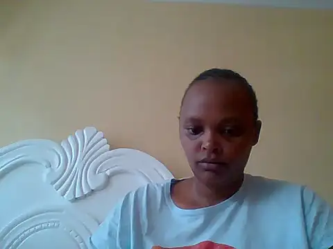 Snapshot of Sexxy-Shie chatting on September 2025 07:04:02 AM Sexxy-Shie online show from September 2025 07:04:02 AM