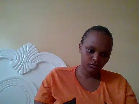 Snapshot of Sexxy-Shie chatting on September 2025 07:19:01 AM Sexxy-Shie online show from September 2025 07:19:01 AM