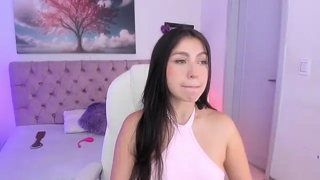 Julianaa Castro  online show from March 2025 11:43:01 AM