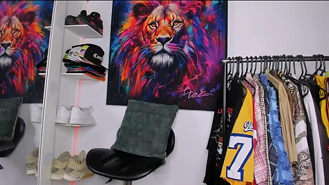 Snapshot of Pantera_black_21 chatting on December 2025 04:22:02 AM Pantera black 21 online show from December 2025 04:22:02 AM