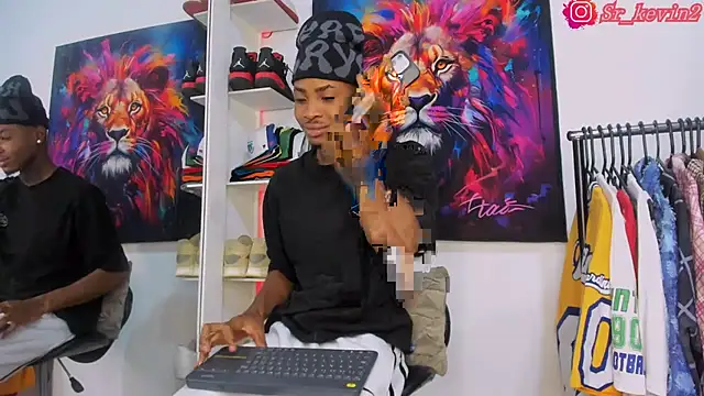 Snapshot of Pantera_black_21 chatting on November 2025 08:52:02 AM Pantera black 21 online show from November 2025 08:52:02 AM