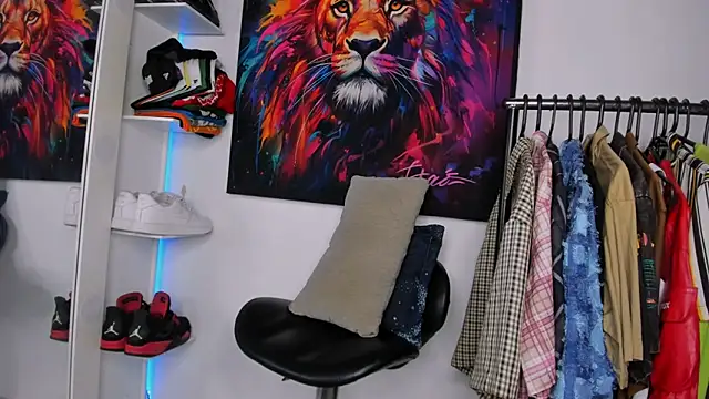 Snapshot of Pantera_black_21 chatting on November 2025 03:02:01 PM Pantera black 21 online show from November 2025 03:02:01 PM