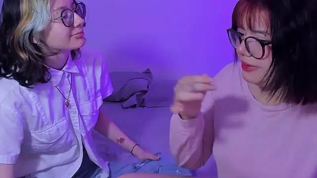 Gaby Danna online show from February 2025 08:59:01 PM