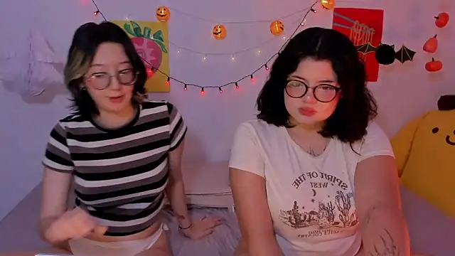 Gaby Danna online show from October 2025 11:25:01 PM