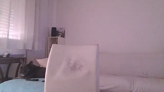 Snapshot of fragrance72 chatting on May 2026 08:43:02 AM fragrance72 online show from May 2026 08:43:02 AM