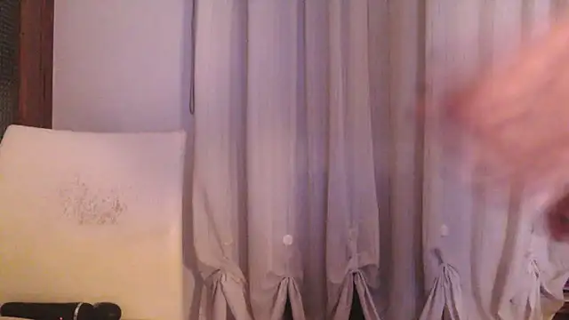 fragrance72 online show from November 2025 05:41:01 AM