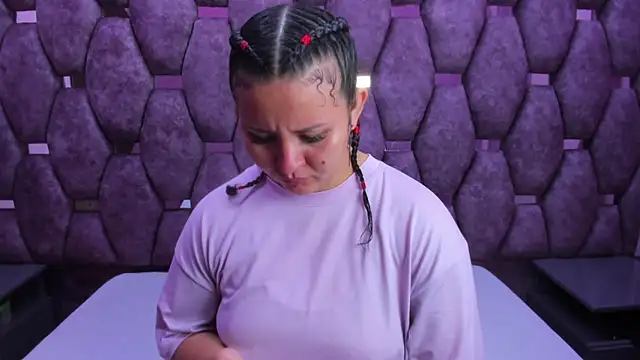 AlaSmith online show from October 2025 02:32:01 AM