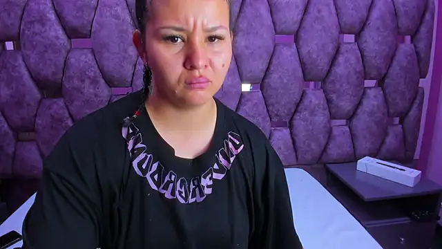 AlaSmith online show from October 2025 02:22:02 AM