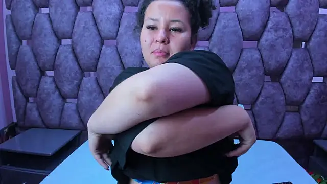 AlaSmith online show from November 2025 01:53:02 AM