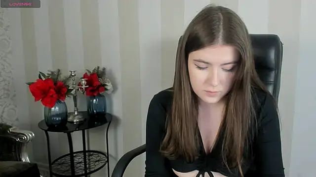 Snapshot of Haley_Gars chatting on October 2025 12:59:02 PM Haley Gars online show from October 2025 12:59:02 PM