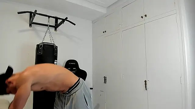 dan01  online show from January 2026 08:24:02 PM