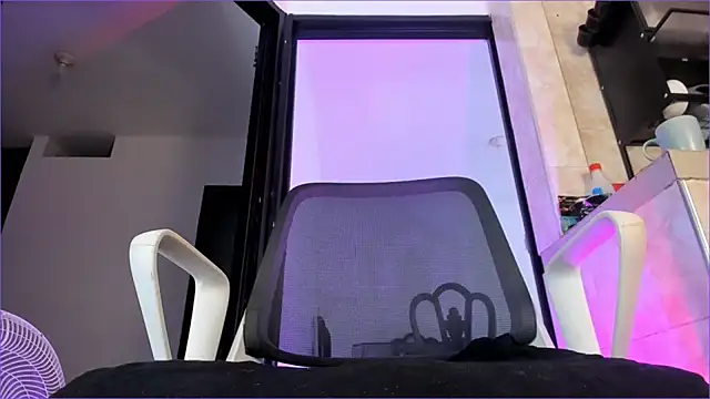 CandyLatinHott online show from March 2026 06:29:02 PM