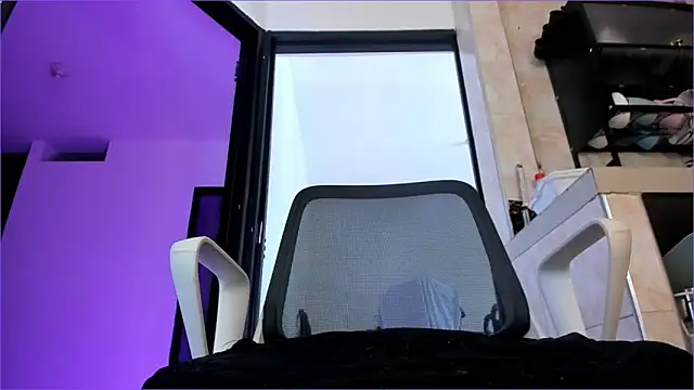 CandyLatinHott online show from March 2026 06:33:02 PM