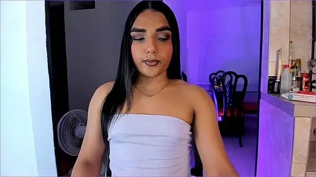 CandyLatinHott online show from March 2026 02:17:02 AM