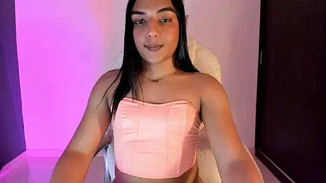 CandyLatinHott online show from November 2025 01:43:02 AM