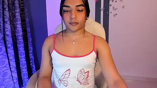 CandyLatinHott online show from December 2025 01:28:02 AM