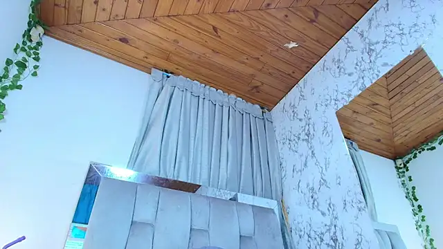 Eda Bonne online show from March 2026 12:34:01 PM