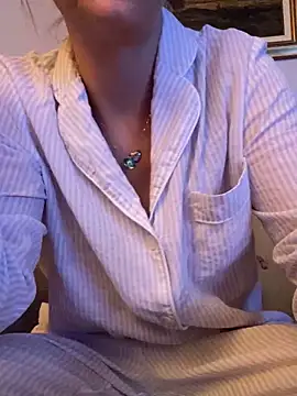 Snapshot of ToAnWTW chatting on September 2025 03:34:02 AM ToAnWTW online show from September 2025 03:34:02 AM