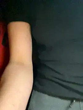 Snapshot of ToAnWTW chatting on November 2025 10:46:02 PM ToAnWTW online show from November 2025 10:46:02 PM