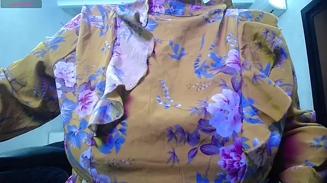 Snapshot of kalpanaaishaa chatting on November 2025 10:18:02 AM kalpanaaishaa online show from November 2025 10:18:02 AM