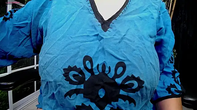 Snapshot of kalpanaaishaa chatting on November 2025 10:08:02 AM kalpanaaishaa online show from November 2025 10:08:02 AM