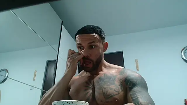 Snapshot of Magnificmuscles89 chatting on May 2026 11:08:01 AM Magnificmuscles89 online show from May 2026 11:08:01 AM