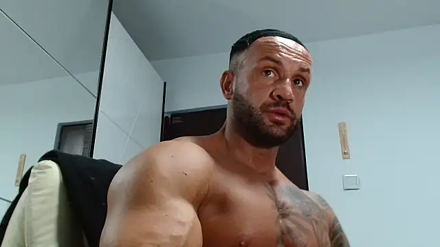 Magnificmuscles89 online show from January 2026 10:52:02 AM