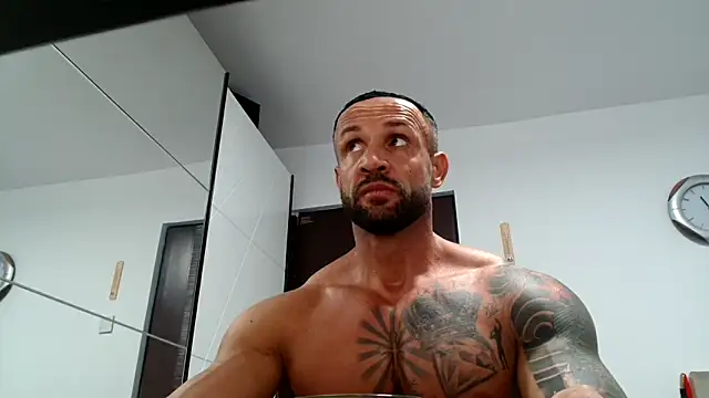 Magnificmuscles89 online show from October 2025 09:19:02 AM