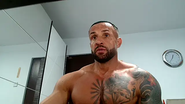 Magnificmuscles89 online show from October 2025 10:39:02 PM