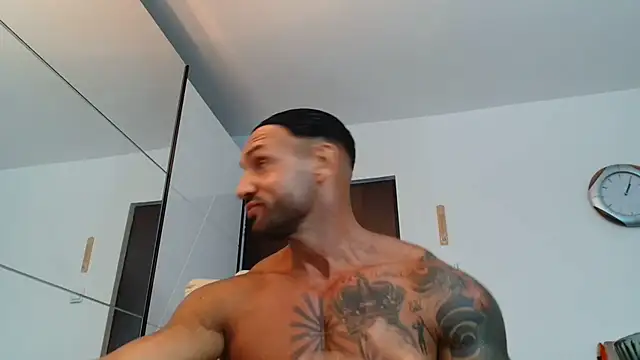 Magnificmuscles89 online show from July 2026 10:25:01 AM