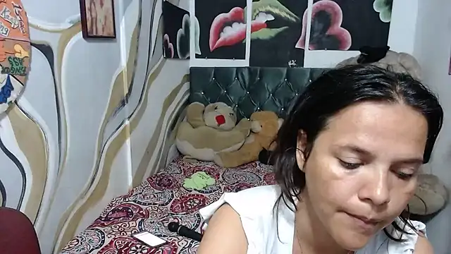 manzanahot9 online show from March 2026 06:12:02 PM