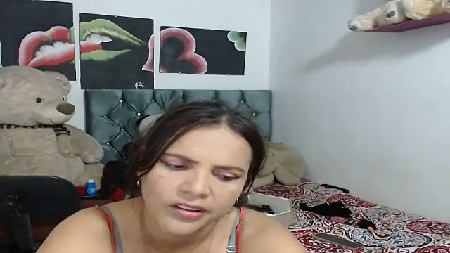 Snapshot of manzanahot9 chatting on January 2025 12:06:01 AM manzanahot9 online show from January 2025 12:06:01 AM