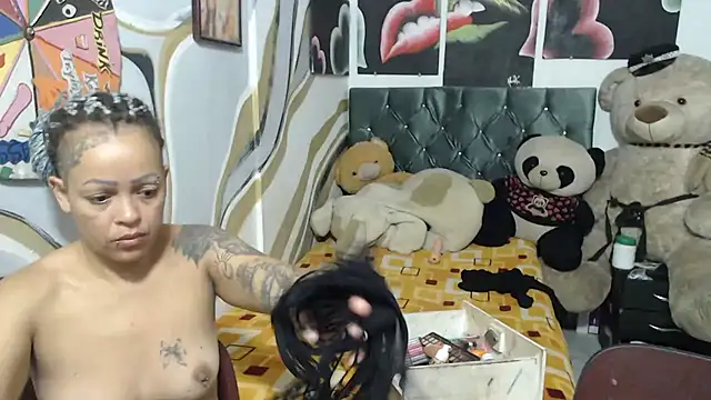 Snapshot of manzanahot9 chatting on November 2025 10:40:02 AM manzanahot9 online show from November 2025 10:40:02 AM