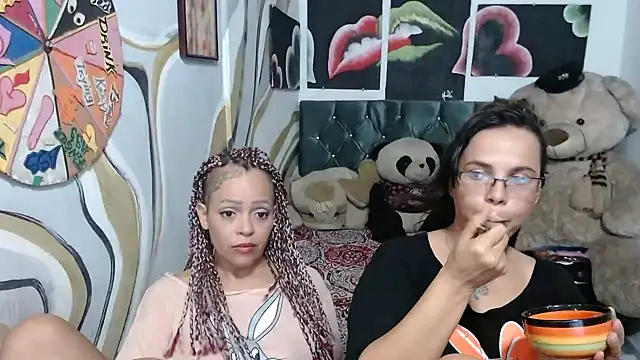Snapshot of manzanahot9 chatting on April 2026 10:33:02 PM manzanahot9 online show from April 2026 10:33:02 PM