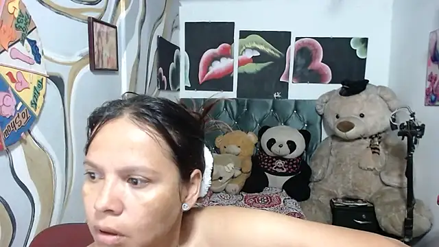 manzanahot9 online show from March 2026 12:05:01 PM